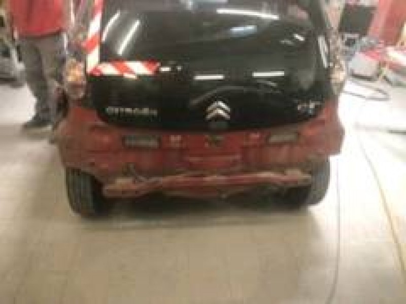 Réparation carrosserie et peinture CITR0EN C1 suite accident choc arrière 13009 Marseille